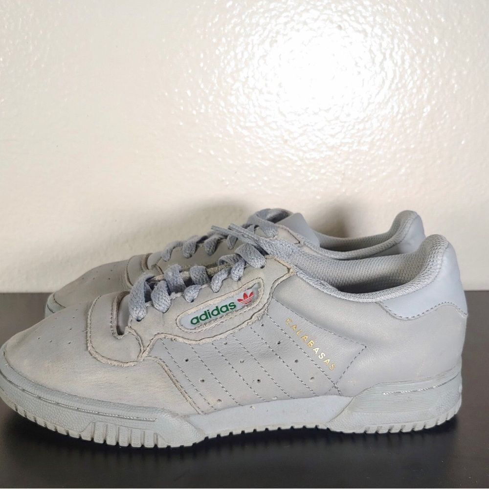 Yeezy powerphase calabasas gray size 6.5 women yeezy 500